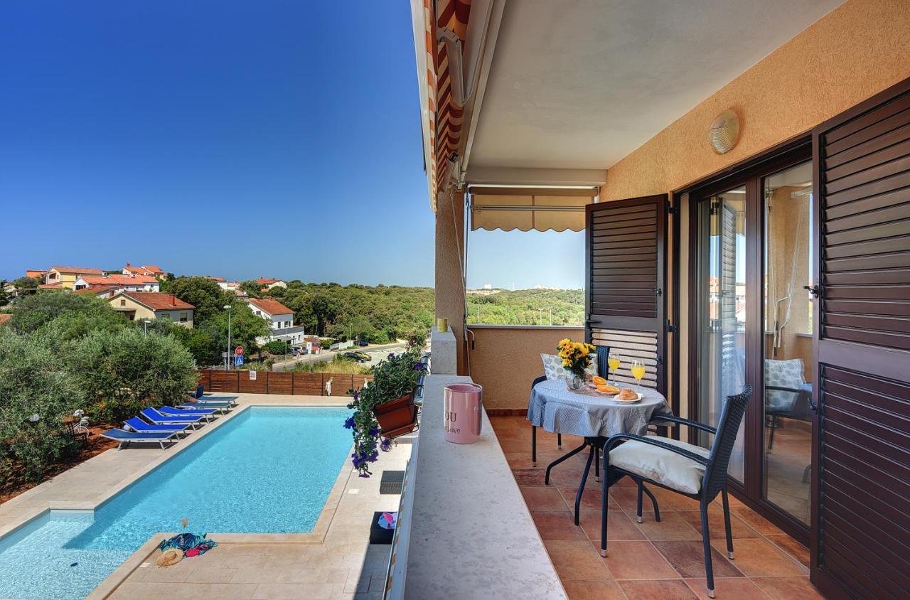 Apartments Vita Vinkuran Luaran gambar