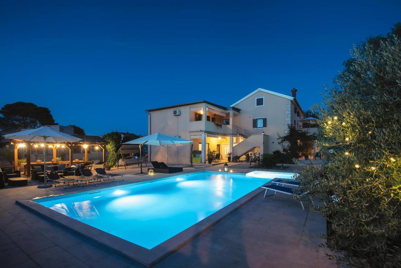 Apartments Vita Vinkuran Luaran gambar